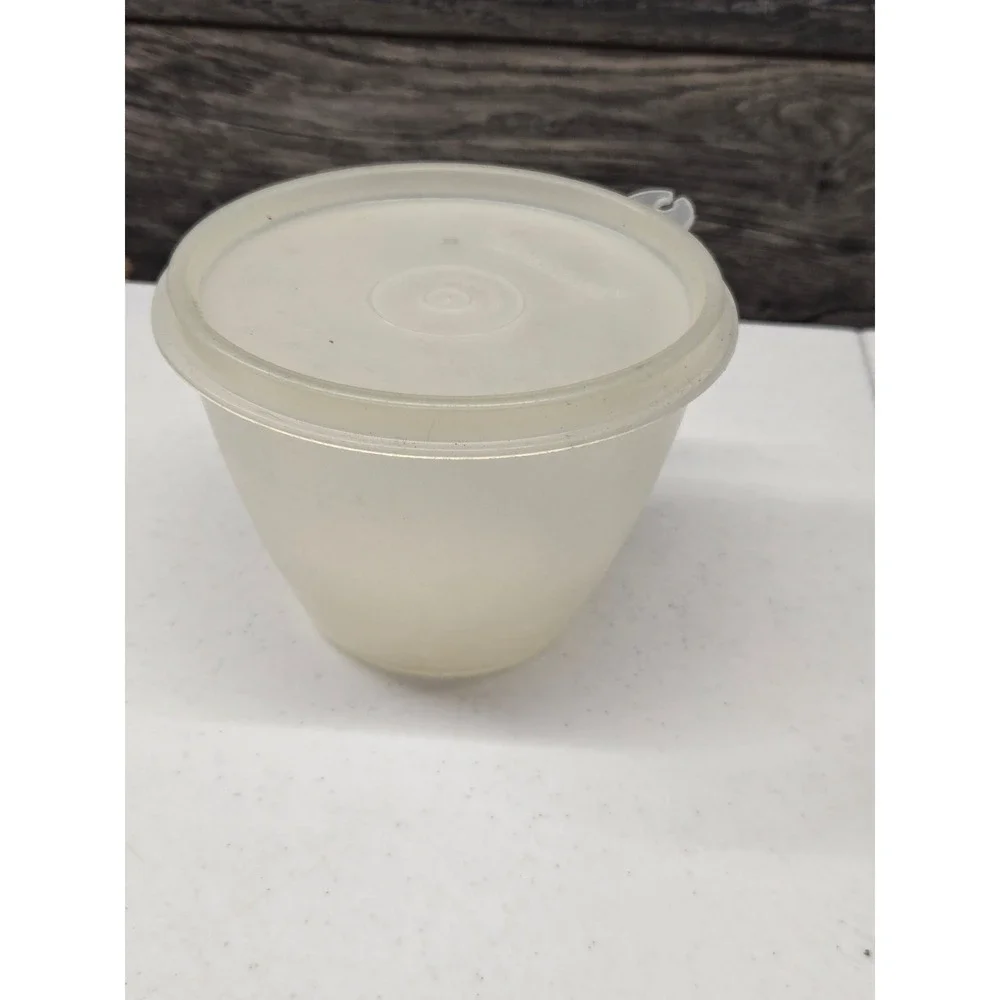 Vintage Tupperware Wonderlier Bowl Sheer White Frosted Clear 148-57‎ with Lid